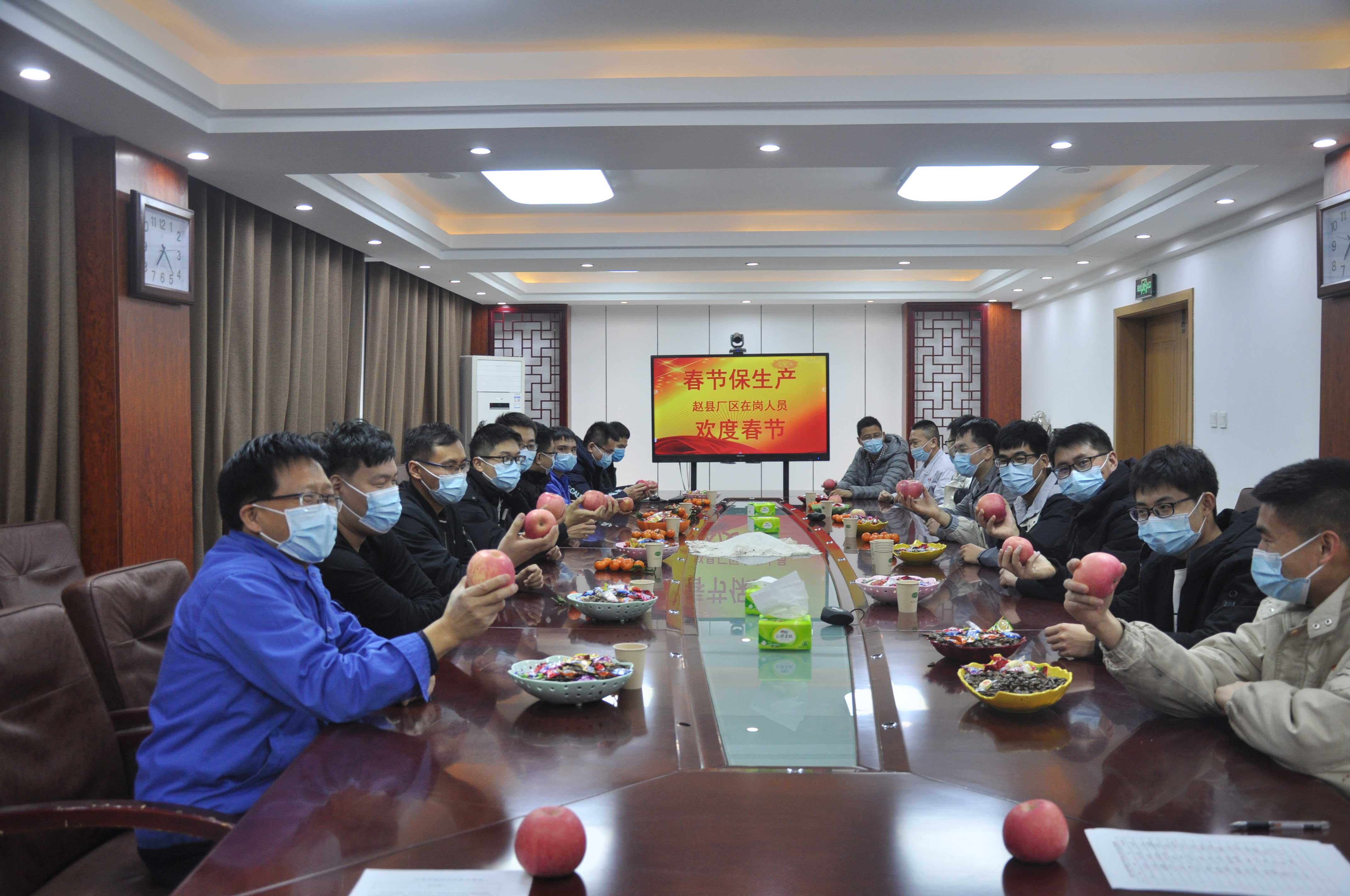 迎春节，送祝福，暖人心，厂工会发放春节慰问品(图5)