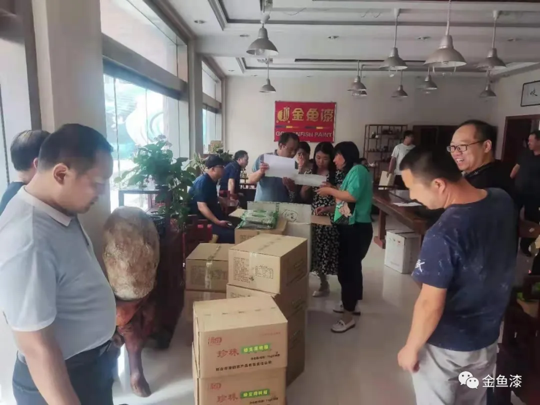 炎炎夏日送清凉工会关爱润心田(图2)